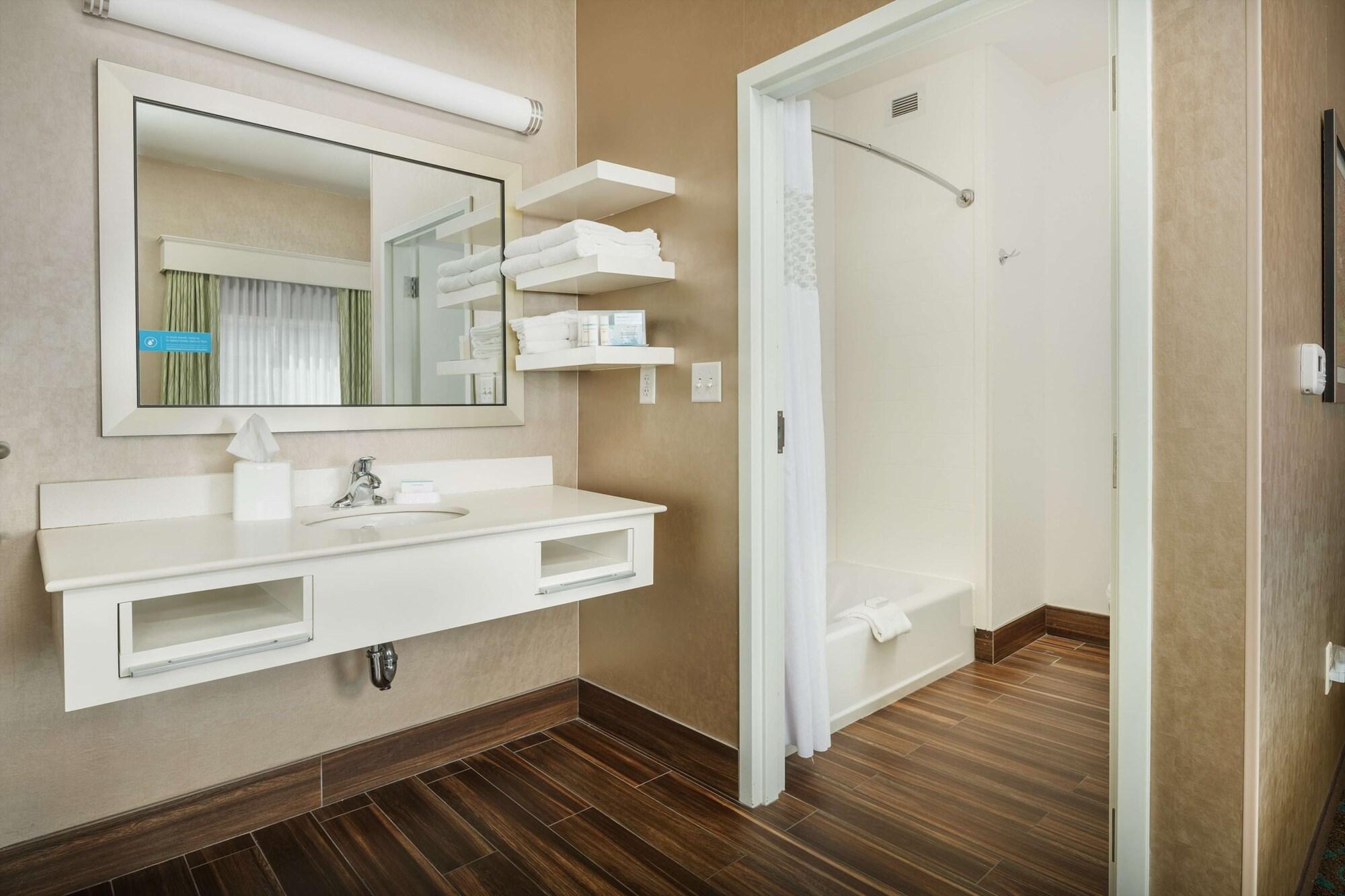 Hampton Inn & Suites Portland/Hillsboro-Evergreen Park Екстер'єр фото