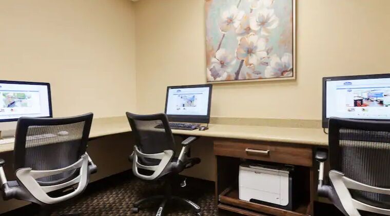 Hampton Inn & Suites Portland/Hillsboro-Evergreen Park Екстер'єр фото